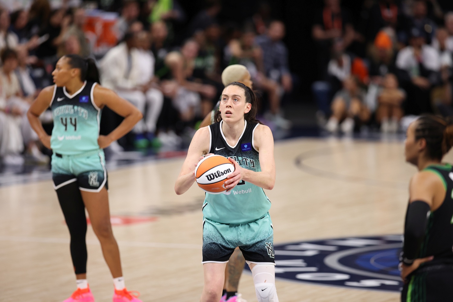 New York Liberty Playoff Win Puts Lynx on Brink